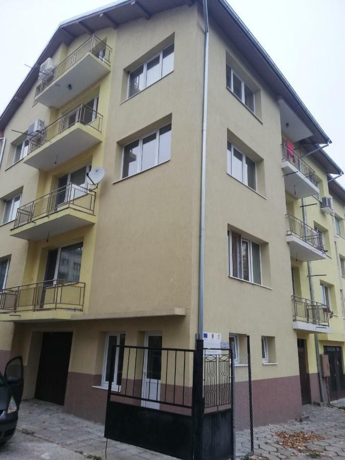 Guest Room Asparuh Troyan  Exterior foto